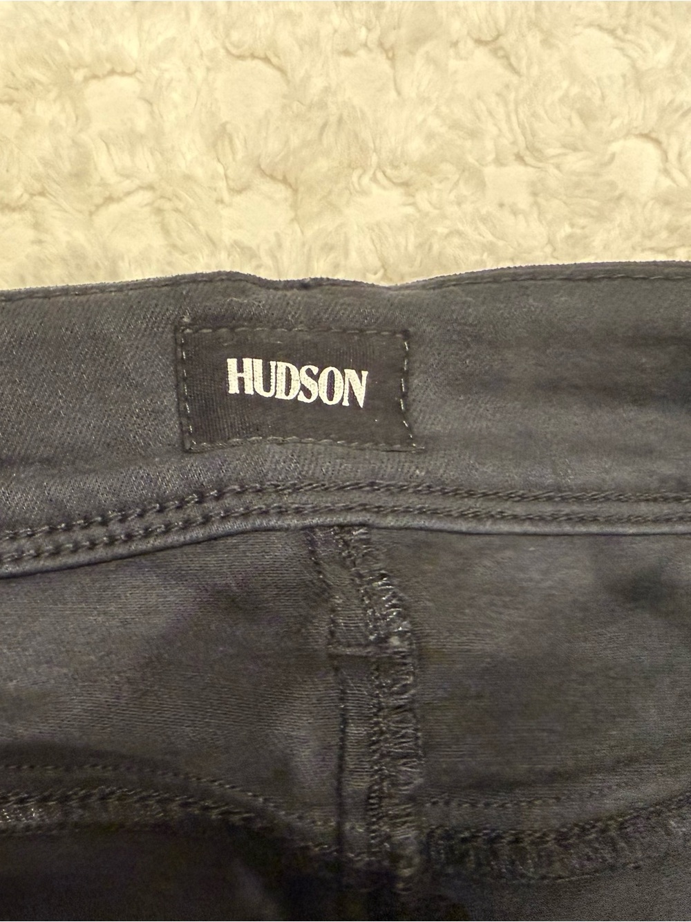 Hudson Women's Black Collin Skinny Jeans - FITS LIKE A 26 - Picture 7 of 8